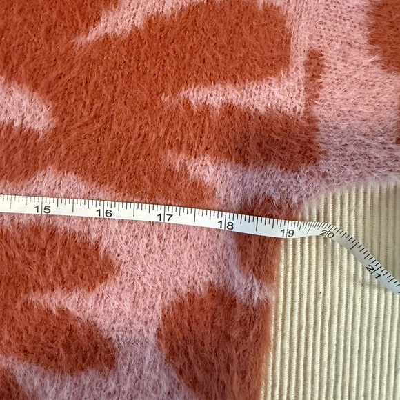 Art Class Girls XL 14/16 Pink Rust Floral Fuzzy Cropped Cardigan Sweater - Picture 4 of 7